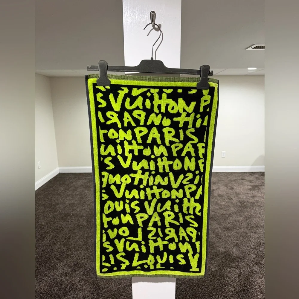 Louis Vuitton x Stephen Sprouse FW08 Graffiti Green / Black Gym Towel
